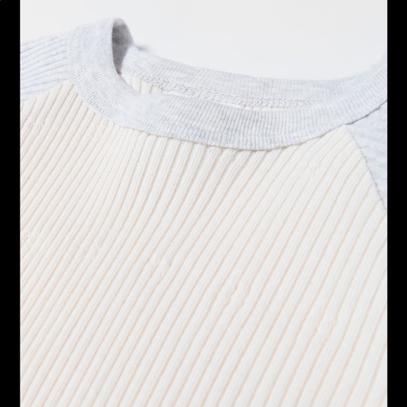 • Zara • Rib Raglan T-Shirt - Picture 2 of 3